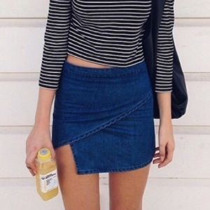 Brandy Melville Audrey Skirt